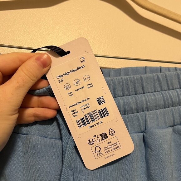 Varley NWT Ollie High Rise 3.5 Inch‎ Shorts in Azure Blue Size Small - Picture 5 of 9